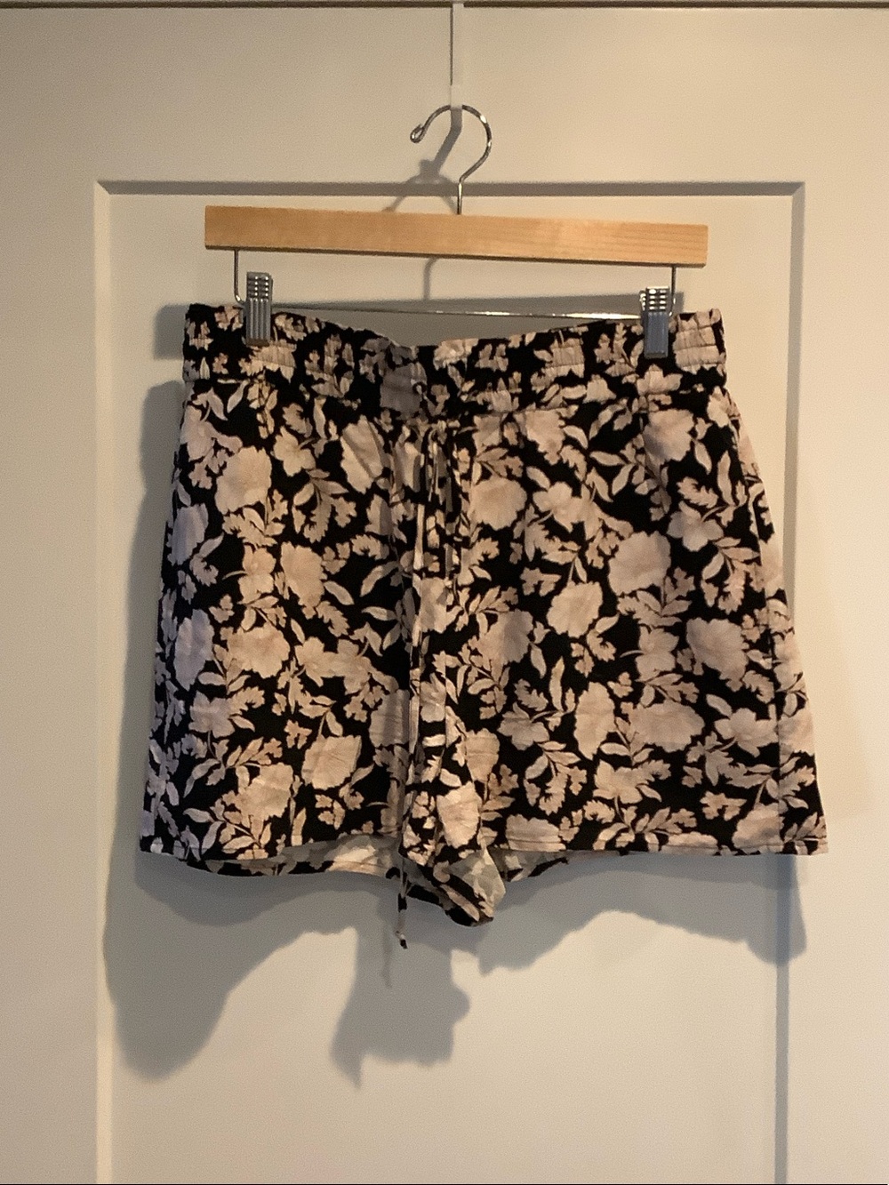Express Black Floral Drawstring Shorts - Cream Print